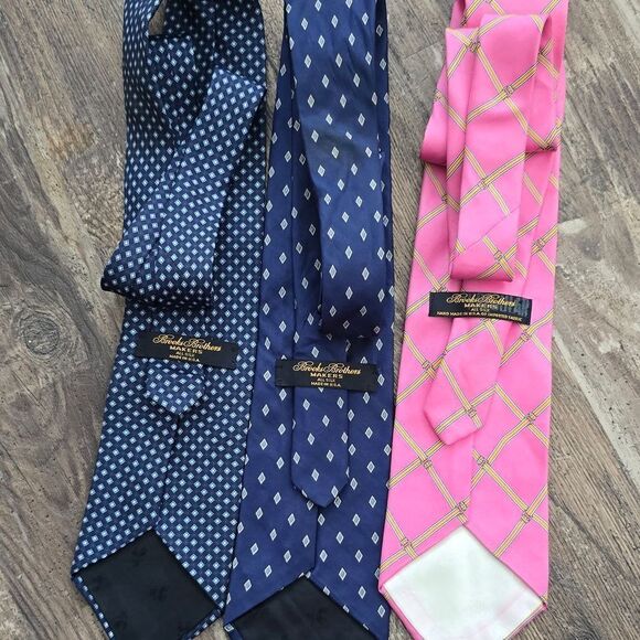 Brooks Brothers Blue and Pink Tie Collection - Picture 2 of 2